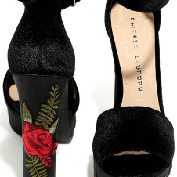 SOLD Chinese Laundry Ariana Heels - Picture 2 of 6